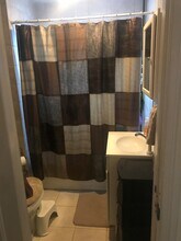 30 East Main St., Unit 2nd Floor in Branford, CT - Foto de edificio - Building Photo