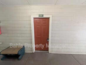 3446 St Bart Ln in Tampa, FL - Building Photo - Building Photo