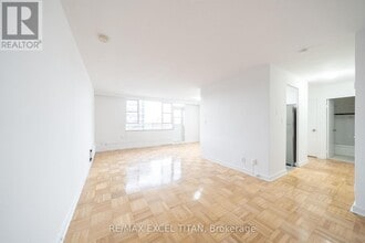 165 Cosburn Ave. in Toronto, ON - Building Photo - Building Photo