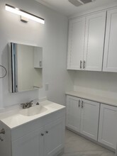 4177 Naomi Ave in Los Angeles, CA - Building Photo - Building Photo