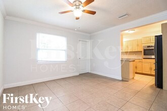 8497 75th Ave N in Seminole, FL - Building Photo - Building Photo