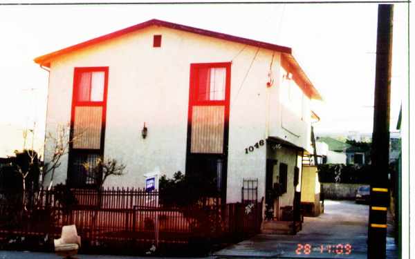 1046 S Harvard Blvd in Los Angeles, CA - Building Photo