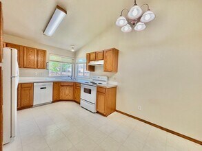 1275 Lavender Ct in Loveland, CO - Building Photo - Building Photo