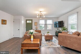 3302 Orlando Ave in Baltimore, MD - Building Photo