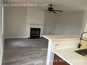 6645 Princeton Park Ct in Lithonia, GA - Building Photo - Building Photo