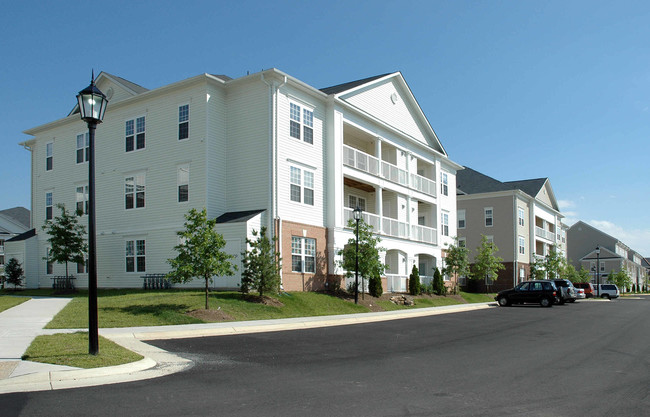 Summerfield at Brambleton in Ashburn, VA - Building Photo - Building Photo