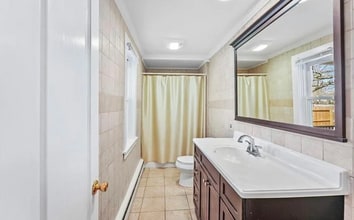 294 Pleasant St, Unit 1 in Rumford, RI - Building Photo - Building Photo