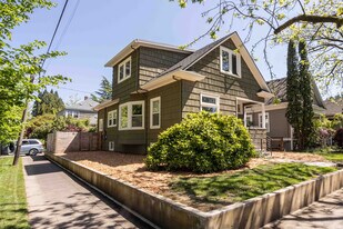 532 NE 29th Ave in Portland, OR - Building Photo