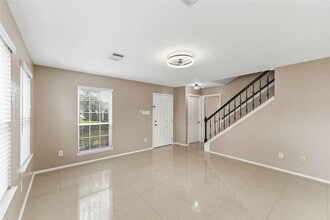 11015 Shumard Oak Ct in Houston, TX - Building Photo - Building Photo