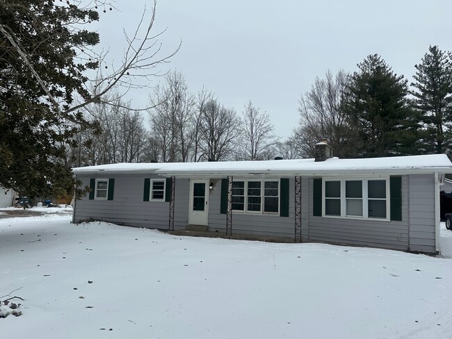 1066 Alton Station Rd