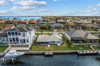 23 Ocean Dr in Punta Gorda, FL - Foto de edificio - Building Photo