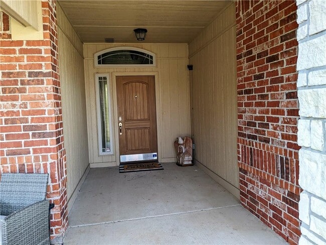 2508 Black Oaks Cir in Norman, OK - Foto de edificio - Building Photo