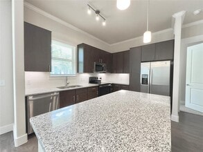 7600 S Mason Rd in Richmond, TX - Building Photo - Building Photo