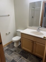 2188 S Robinson Ave in Milwaukee, WI - Building Photo - Building Photo