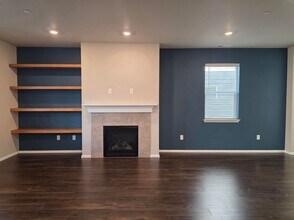 935 Baker Hts Lp in Bremerton, WA - Building Photo - Building Photo