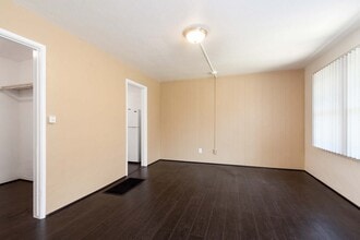 455 Magnolia in Long Beach, CA - Foto de edificio - Building Photo