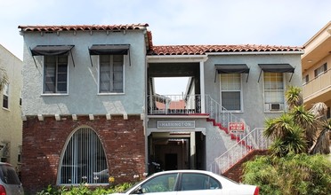 Harrington Apartments in Long Beach, CA - Building Photo - Primary Photo