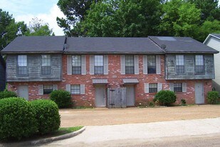 Autumn Place South Townhomes in Jackson, MS - Building Photo