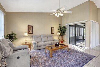 602 Lakewood Dr in Jupiter, FL - Foto de edificio - Building Photo