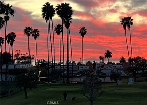 707 Calle Los Olivos in San Clemente, CA - Building Photo