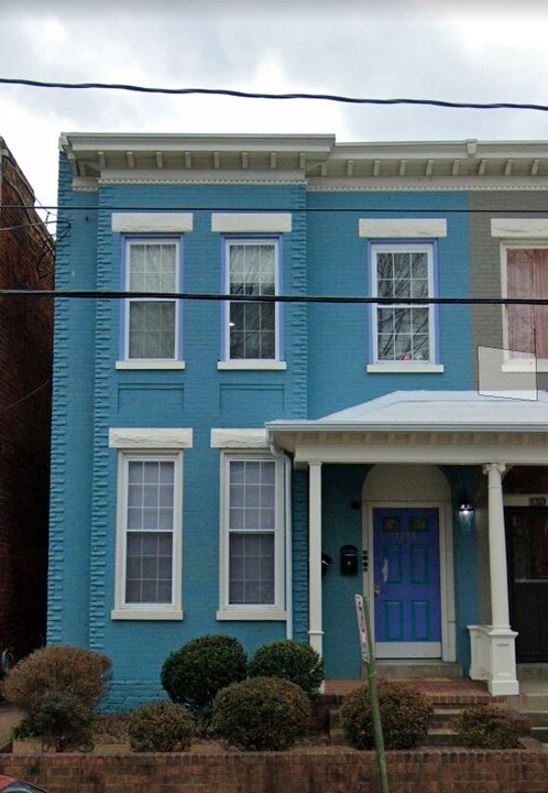 1715 W Main St in Richmond, VA - Foto de edificio