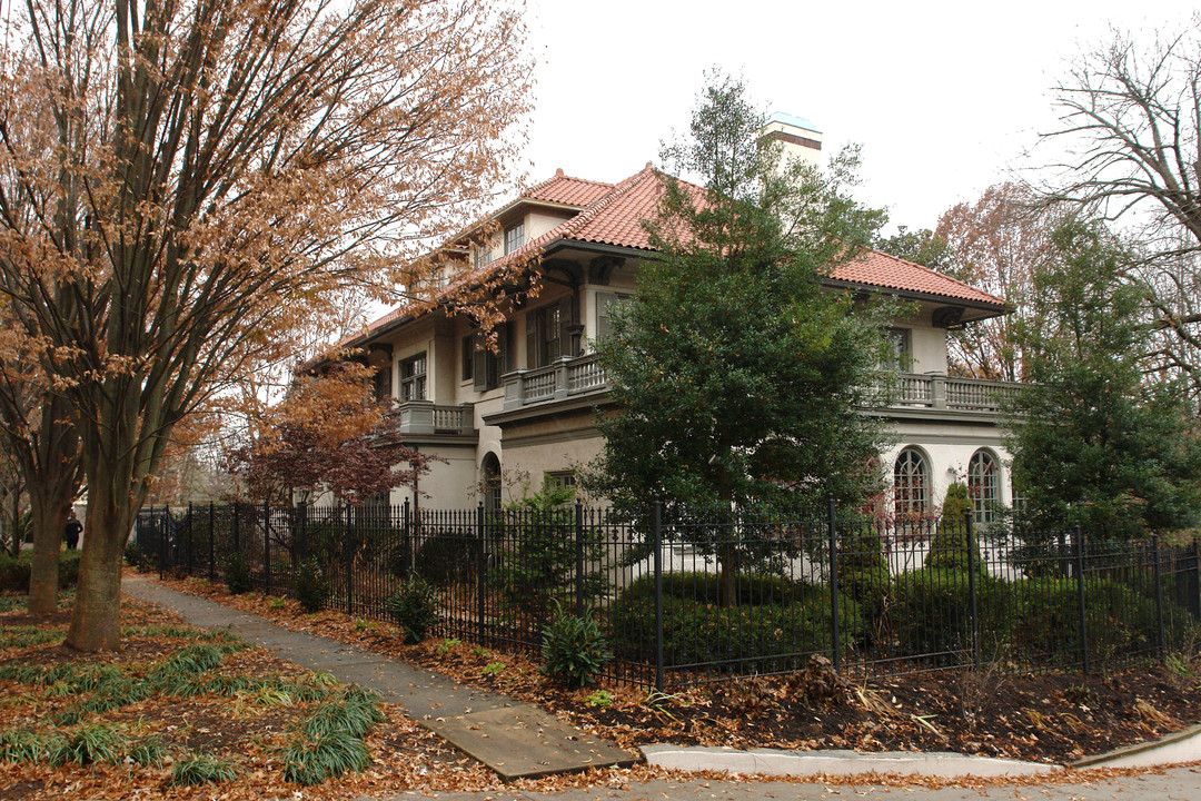 1508 Cherokee Rd in Louisville, KY - Building Photo