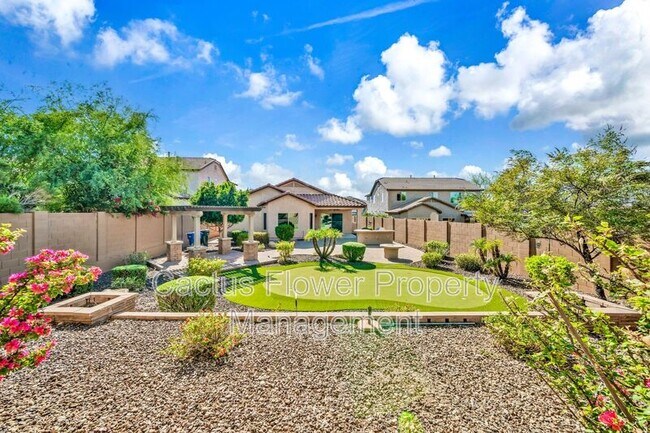 1322 W Spur Dr in Phoenix, AZ - Building Photo - Building Photo