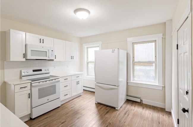 9 Woodbine St, Unit 1 in Providence, RI - Building Photo - Building Photo