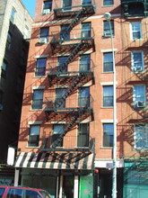 193 E 4th St in New York, NY - Foto de edificio - Building Photo