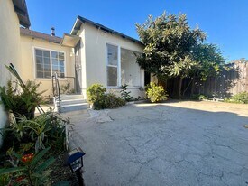 10523 Mansel Ave in Inglewood, CA - Building Photo