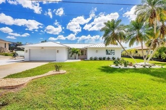 1915 Pennsylvania Ave in Englewood, FL - Building Photo - Building Photo