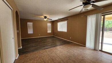 42553 W Michaels Dr in Maricopa, AZ - Building Photo - Building Photo