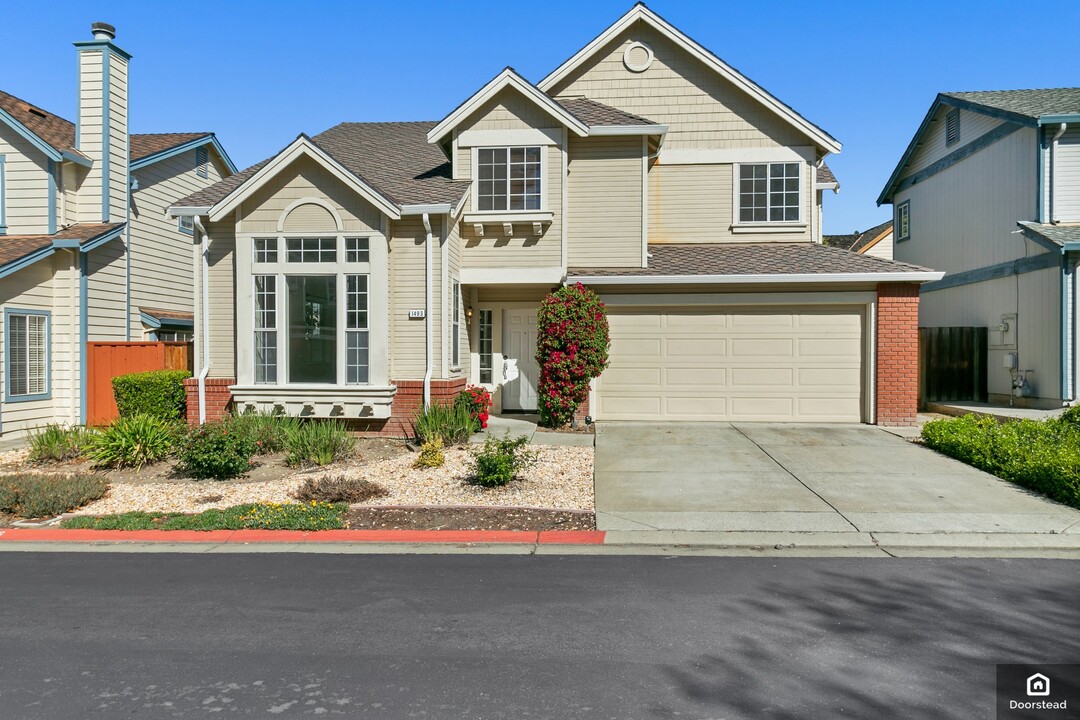 1493 Cuciz Ln in Milpitas, CA - Building Photo