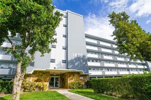 1425 Atlantic Shores Blvd in Hallandale Beach, FL - Building Photo