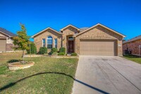 14360 Mariposa Lily Ln in Haslet, TX - Foto de edificio - Building Photo