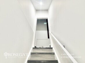 1348 Old Zeller Dr in Kitchener, ON - Building Photo - Building Photo