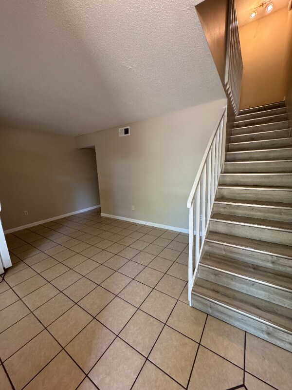 109 Hampton Dr in Crestview, FL - Building Photo - Building Photo