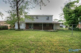 3716 NW Jamestown Dr in Huntsville, AL - Building Photo - Building Photo