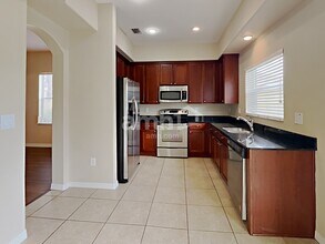 13011 Avalon Crest Ct in Riverview, FL - Building Photo - Building Photo