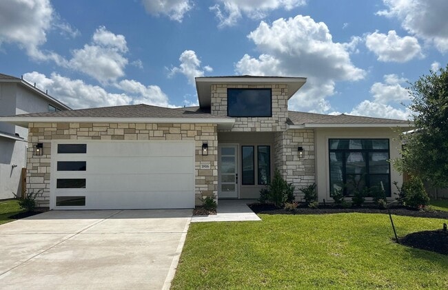 property at 1816 Drover Ln