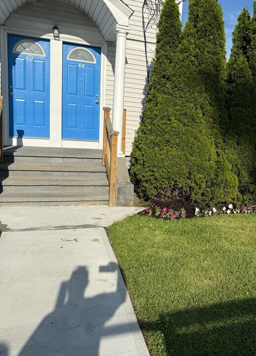 62 Slater Park Ave in Pawtucket, RI - Building Photo
