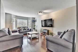22441 Morse Crescent in Maple Ridge, BC - Building Photo - Building Photo