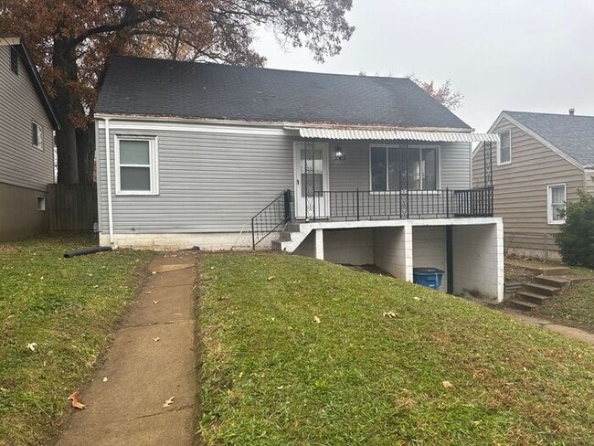 property at 145 N Harvey Ave