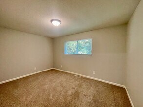 D2 Shepherd Ln in Chapel Hill, NC - Building Photo - Building Photo