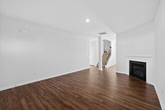 105 Silicon Dr in Greenville, SC - Foto de edificio - Building Photo