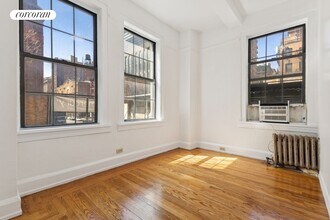 175 W 76th St in New York, NY - Foto de edificio - Building Photo