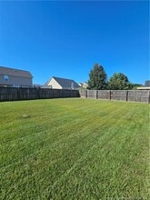 190 Huntington Dr in Raeford, NC - Building Photo - Building Photo