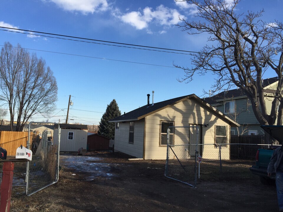 1170 S Navajo St in Denver, CO - Building Photo