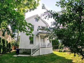 176 Poplar St in Boston, MA - Building Photo - Building Photo