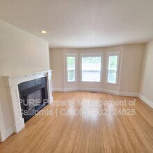 7124 Marsh Way in Cotati, CA - Building Photo - Building Photo